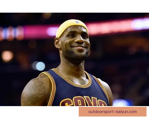 詹姆斯职业轨迹分析：从天赋少年到NBA超级巨星的蜕变过程