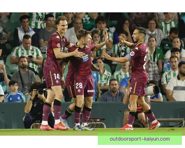 英超盖伊状态回暖，近期表现稳健备受关注