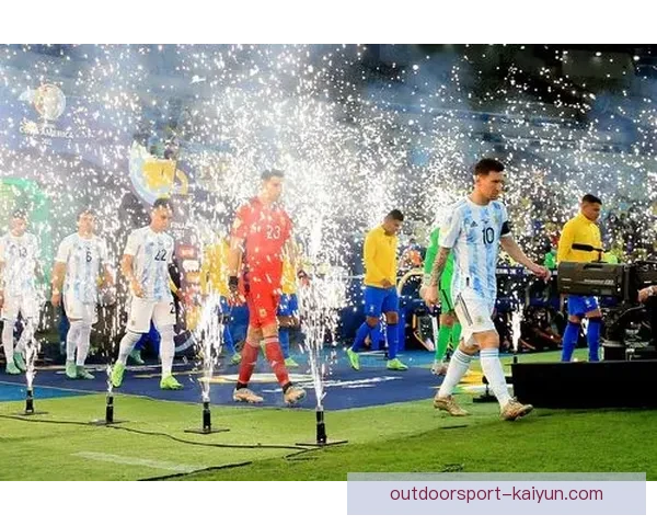 阿根廷在美洲杯上成功卫冕，展现出强大的竞争力与表现稳健的状态。